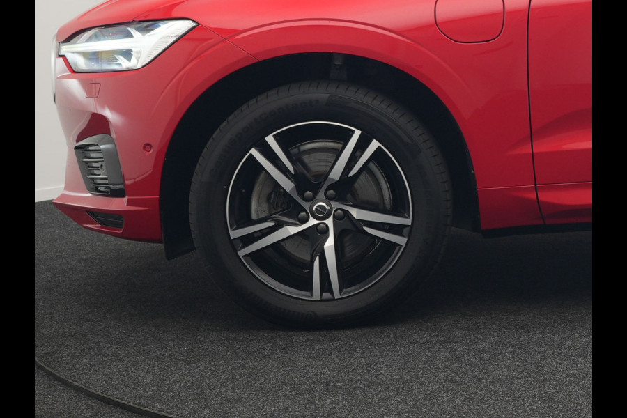 Volvo XC60 T8 Twin Engine AWD R-Design Plug in Hybrid 391pk PHEV | Trekhaak af Fabriek | Panodak | Pilot Assist | Adaptive Cruise | 360 Camera | Carplay | Keyless |