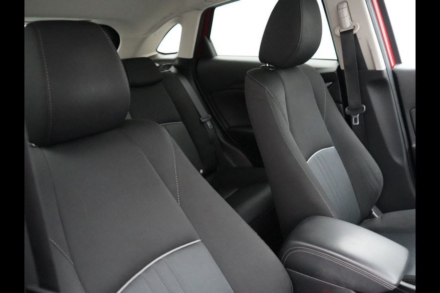 Mazda CX-3 2.0 SkyActiv-G 121 Comfort Dealer O.H | Trekhaak Afneembaar | Apple Carplay | Sportstoelen Verwarmd | Cruise Control |  Laneassist | Climate Control |