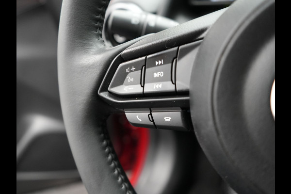 Mazda CX-3 2.0 SkyActiv-G 121 Comfort Dealer O.H | Trekhaak Afneembaar | Apple Carplay | Sportstoelen Verwarmd | Cruise Control |  Laneassist | Climate Control |