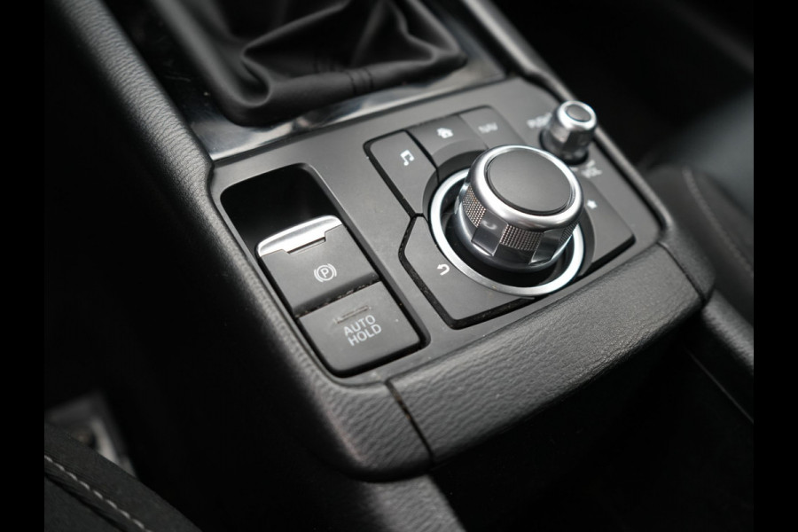 Mazda CX-3 2.0 SkyActiv-G 121 Comfort Dealer O.H | Trekhaak Afneembaar | Apple Carplay | Sportstoelen Verwarmd | Cruise Control |  Laneassist | Climate Control |