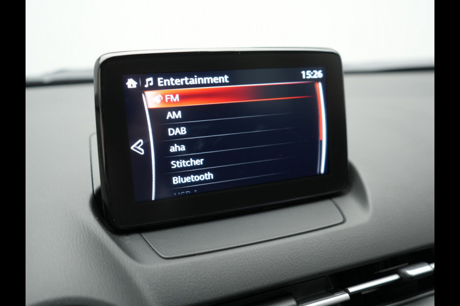 Mazda CX-3 2.0 SkyActiv-G 121 Comfort Dealer O.H | Trekhaak Afneembaar | Apple Carplay | Sportstoelen Verwarmd | Cruise Control |  Laneassist | Climate Control |