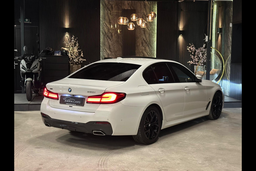 BMW 5 Serie 530i xDrive M Pakket|Full options|