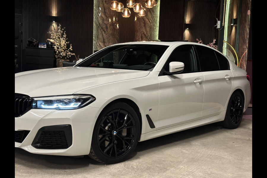 BMW 5 Serie 530i xDrive M Pakket|Full options|