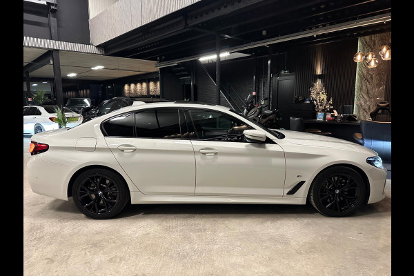 BMW 5 Serie 530i xDrive M Pakket|Full options|