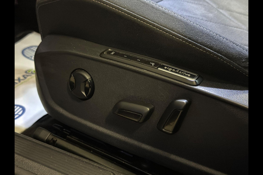 Volkswagen Golf 1.5 eTSI|PANO|DSG|MEMORY|BOMVOL!