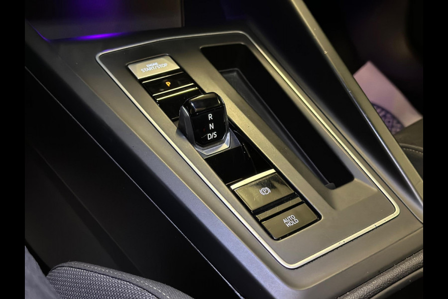 Volkswagen Golf 1.5 eTSI|PANO|DSG|MEMORY|BOMVOL!