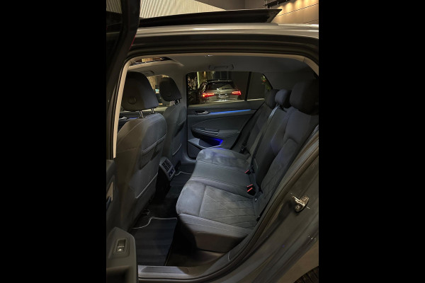 Volkswagen Golf 1.5 eTSI|PANO|DSG|MEMORY|BOMVOL!