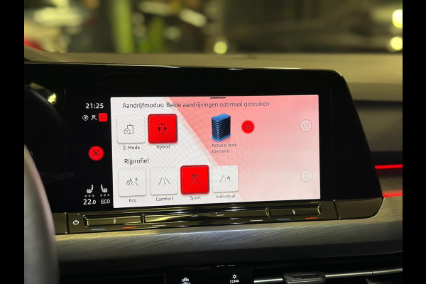 Volkswagen Golf 1.4 eHybrid|PANO|HEAD UP|MEMORY|FULL OPTIONS