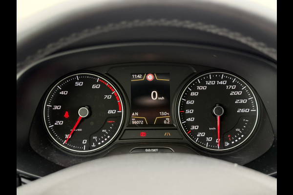 Seat Leon 1.0 EcoTSI Style Business Intense | CarPlay | Cruise | DAB+ | Keyless | PDC