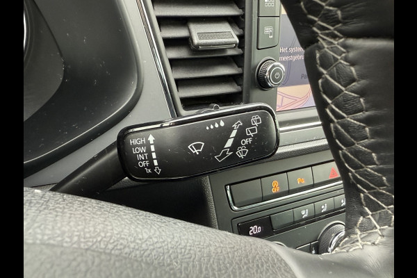 Seat Leon 1.0 EcoTSI Style Business Intense | CarPlay | Cruise | DAB+ | Keyless | PDC