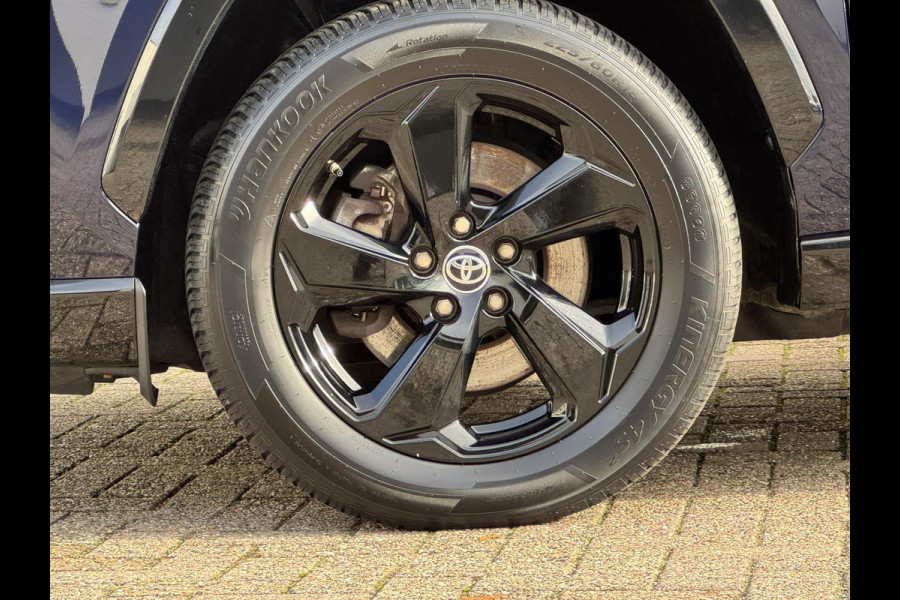 Toyota RAV4 2.5 Hybrid AWD Bi-Tone Adaptive cruise Climate control LED Apple / Android Draadloos telefoonladen Achteruitrijcamera