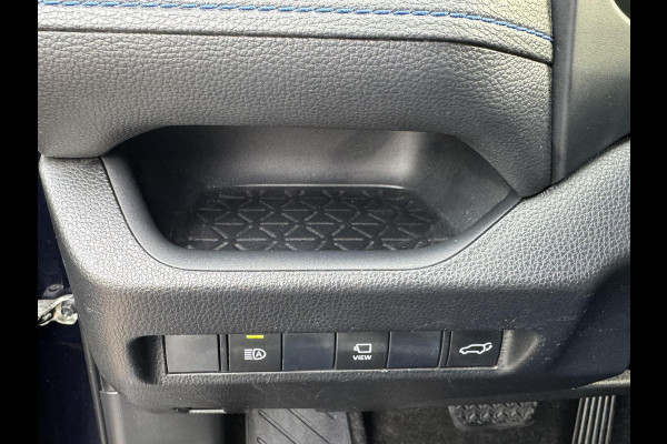Toyota RAV4 2.5 Hybrid AWD Bi-Tone Adaptive cruise Climate control LED Apple / Android Draadloos telefoonladen Achteruitrijcamera