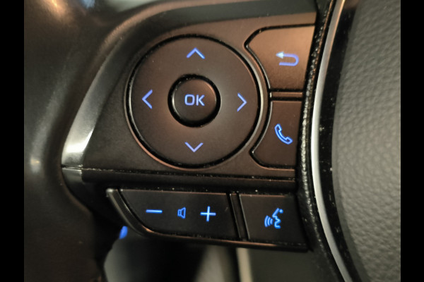 Toyota Corolla 1.8 Hybrid Active Rijklaar + 12 maanden Bovag-garantie Henk Jongen Auto's in Helmond,  al 50 jaar service zoals 't hoort!