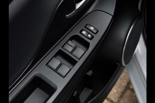 Toyota Yaris 1.5 Hybrid GR-Sport | Bi-Tone | Carplay | Leder/Alcantara