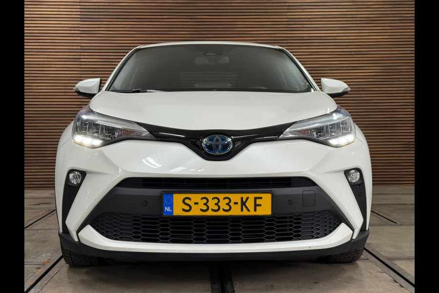 Toyota C-HR 1.8 Hybrid Business Plus | 18' inch | Camera | Carplay | LED | DAB | Adaptive Cruise Control