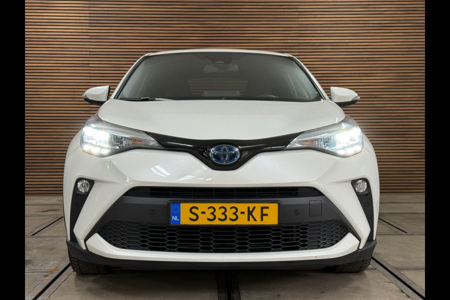 Toyota C-HR 1.8 Hybrid Business Plus | 18' inch | Camera | Carplay | LED | DAB | Adaptive Cruise Control