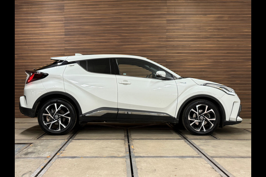 Toyota C-HR 1.8 Hybrid Business Plus | 18' inch | Camera | Carplay | LED | DAB | Adaptive Cruise Control