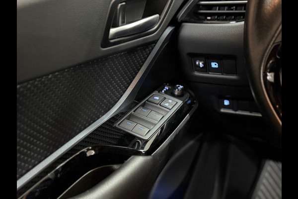 Toyota C-HR 1.8 Hybrid Business Plus | 18' inch | Camera | Carplay | LED | DAB | Adaptive Cruise Control