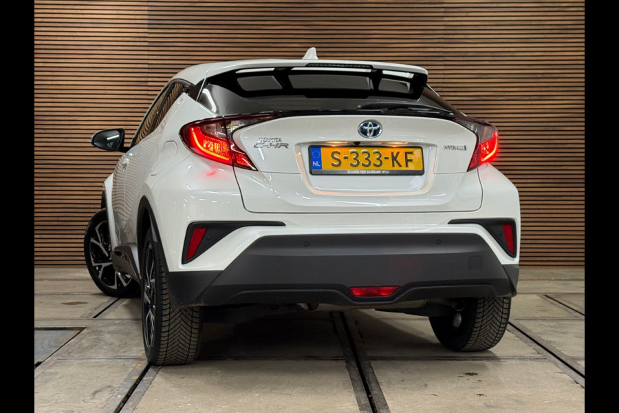 Toyota C-HR 1.8 Hybrid Business Plus | 18' inch | Camera | Carplay | LED | DAB | Adaptive Cruise Control