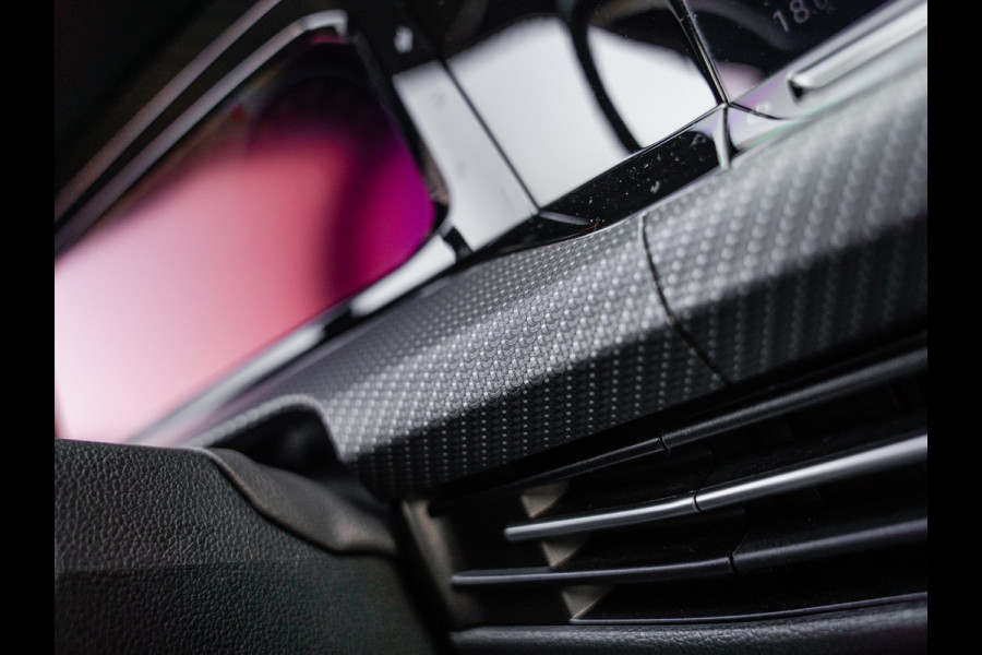 Volkswagen Golf 1.5 eTSI R-Line Business