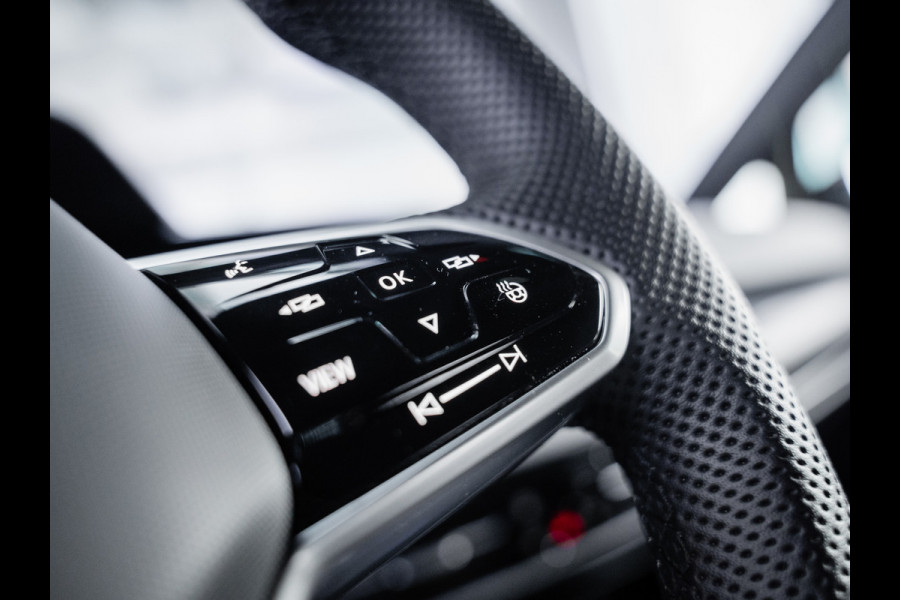 Volkswagen Golf 1.5 eTSI R-Line Business