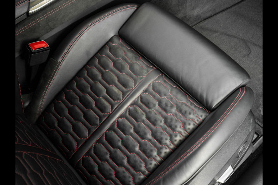 Audi RS7 Sportback 4.0 TFSI V8 Quattro | Keramisch | Head-up | Zwart optiek