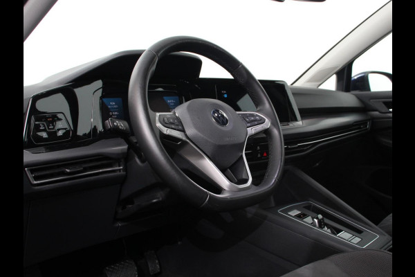 Volkswagen GOLF Variant 1.5 eTSI 150pk DSG Style | Navigatie | Apple Carplay/Android Auto | Climate Control | Camera | Parkeersensoren | Park Assist | Adaptive Cruise control | Wegklapbare trekhaak | Stoel- en stuurverwarming | Climatronic | Virtual Cockpit