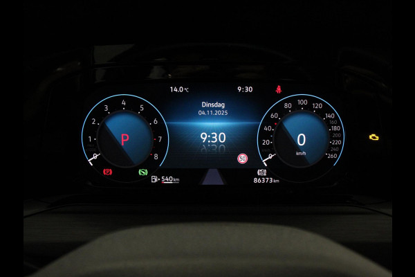 Volkswagen GOLF Variant 1.5 eTSI 150pk DSG Style | Navigatie | Apple Carplay/Android Auto | Climate Control | Camera | Parkeersensoren | Park Assist | Adaptive Cruise control | Wegklapbare trekhaak | Stoel- en stuurverwarming | Climatronic | Virtual Cockpit