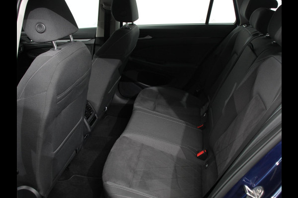 Volkswagen GOLF Variant 1.5 eTSI 150pk DSG Style | Navigatie | Apple Carplay/Android Auto | Climate Control | Camera | Parkeersensoren | Park Assist | Adaptive Cruise control | Wegklapbare trekhaak | Stoel- en stuurverwarming | Climatronic | Virtual Cockpit