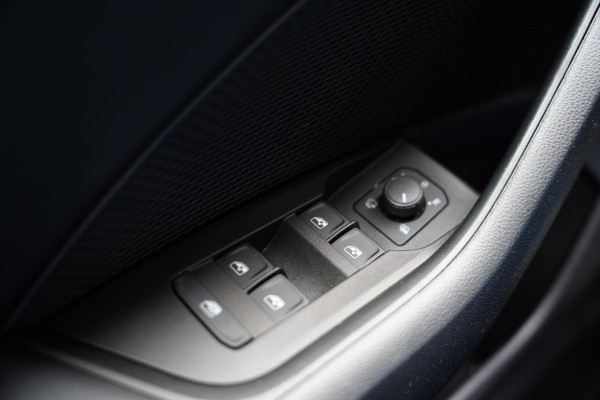 Škoda Octavia Combi 1.0 e-TSI Sport Business