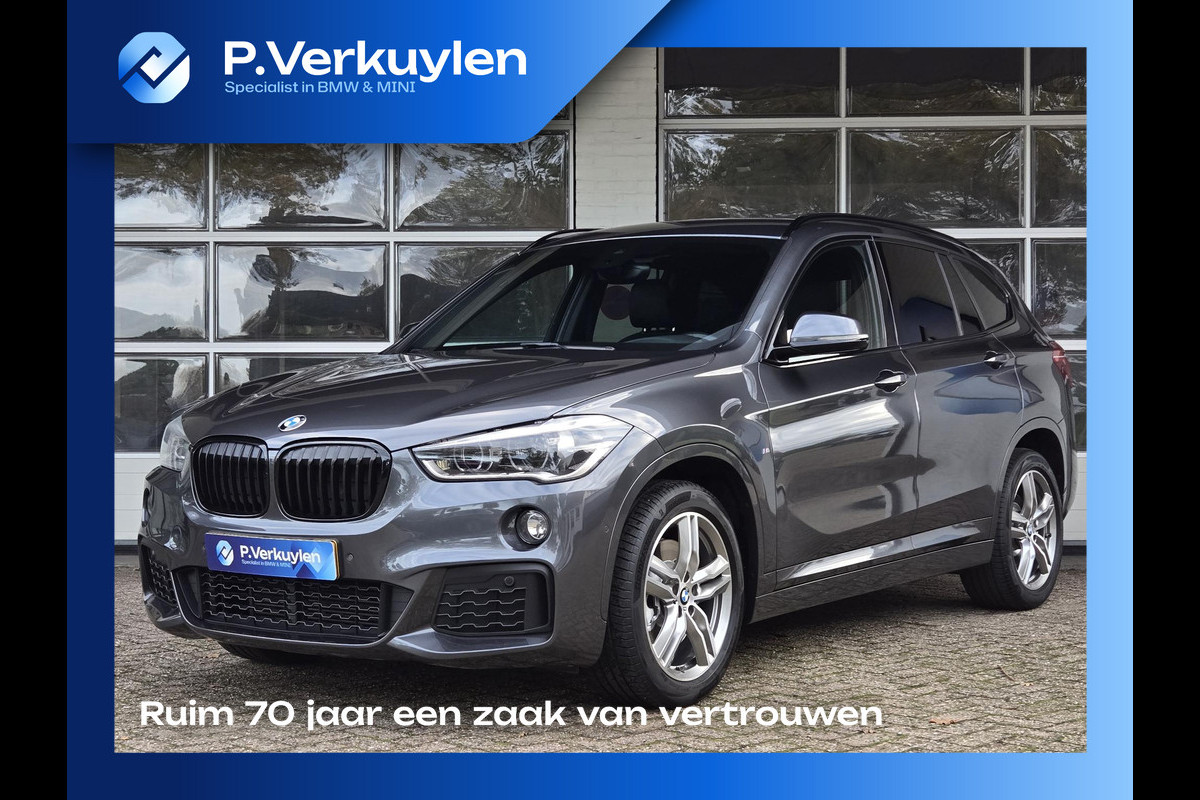 BMW X1 sDrive20i M SPORT | LEDER | TREKHAAK | NAVIGATIE | STOEL- STUURWIELVERWARMING | ELEKTR. KOFFERKLEP |