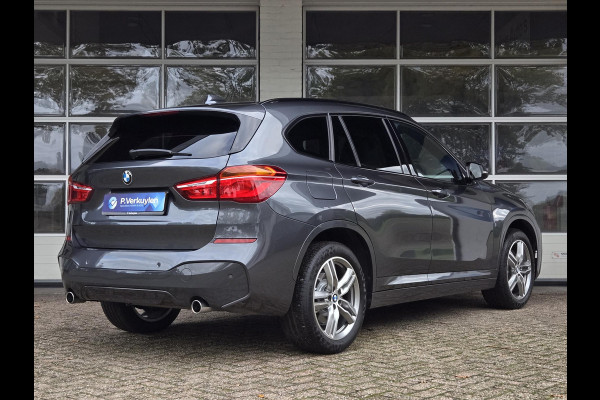 BMW X1 sDrive20i M SPORT | LEDER | TREKHAAK | NAVIGATIE | STOEL- STUURWIELVERWARMING | ELEKTR. KOFFERKLEP |