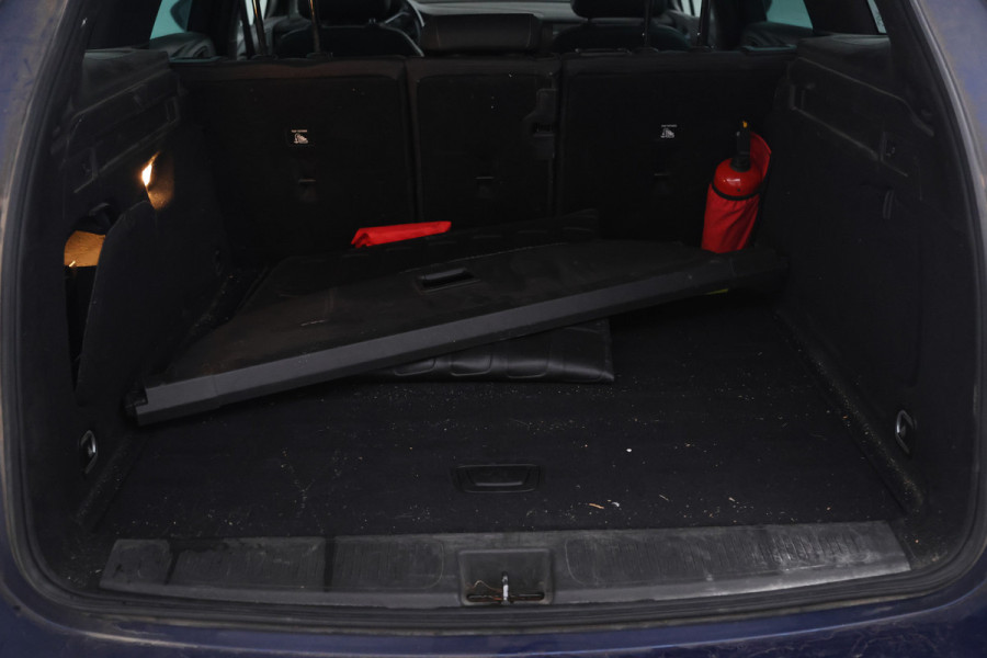 Opel Astra Sports Tourer 1.5 CDTI Elegance Navigatie, schuifdak, Halfleder, Trekhaak, Climate,