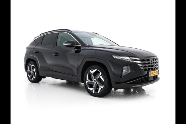 Hyundai Tucson 1.6 T-GDI Premium Plug-In 4WD (INCL-BTW) *FULL-LEATER | FULL-LED | ADAPTIVE-CRUISE | BLIND-SPOT | MEMORY-PACK | TOP-VIEW | KEYLESS | DIGI-COCKPIT | VENTILATED-COMFORTSEATS | DAB+ | PRIVACY-GLASS | SHIFT-PADDLES | 19"*