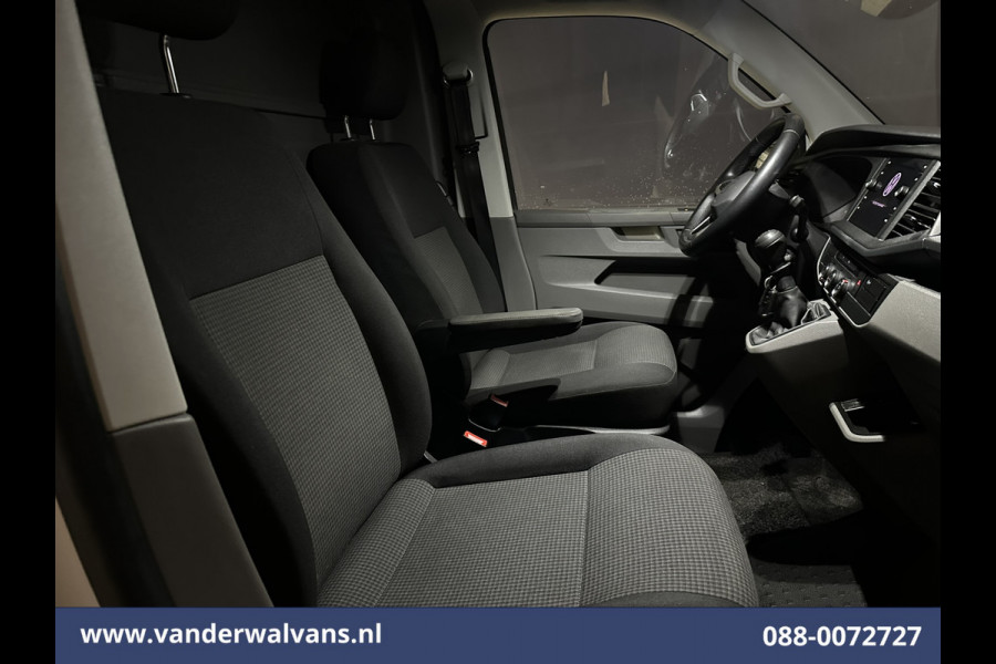 Volkswagen Transporter 2.0 TDI 150pk L2H1 Euro6 Airco | Navigatie | Apple Carplay | Cruisecontrol Trekhaak, Android Auto, Parkeersensoren