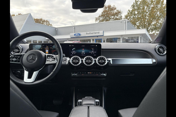 Mercedes-Benz Glb 200 Business Solution Luxury 163pk | Dodehoeksensoren | Elektrische Achterklep | Volledig Leder | Stoelverwarming | Achteruitrijcamera | Eerste eigenaar