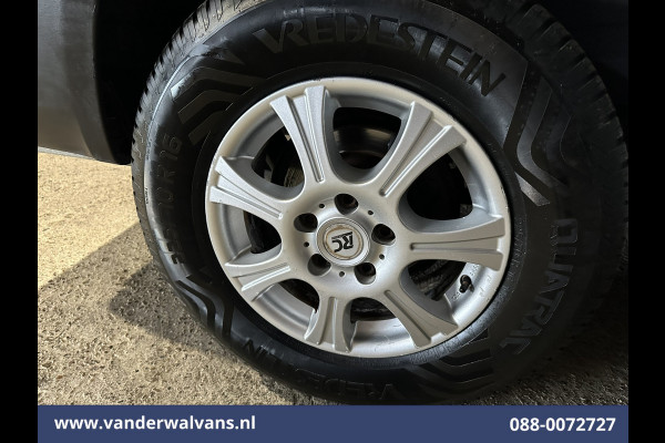 Peugeot Boxer 2.0 BlueHDI 130pk L1H1 Euro6 Airco | Imperiaal | Camera | 2500kg Trekhaak | Cruisecontrol Lichtmetalen Velgen, Bijrijdersbank
