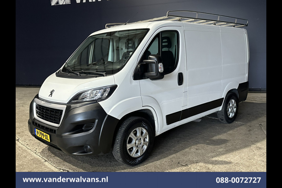 Peugeot Boxer 2.0 BlueHDI 130pk L1H1 Euro6 Airco | Imperiaal | Camera | 2500kg Trekhaak | Cruisecontrol Lichtmetalen Velgen, Bijrijdersbank