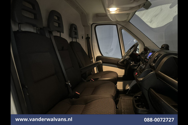 Peugeot Boxer 2.0 BlueHDI 130pk L1H1 Euro6 Airco | Imperiaal | Camera | 2500kg Trekhaak | Cruisecontrol Lichtmetalen Velgen, Bijrijdersbank