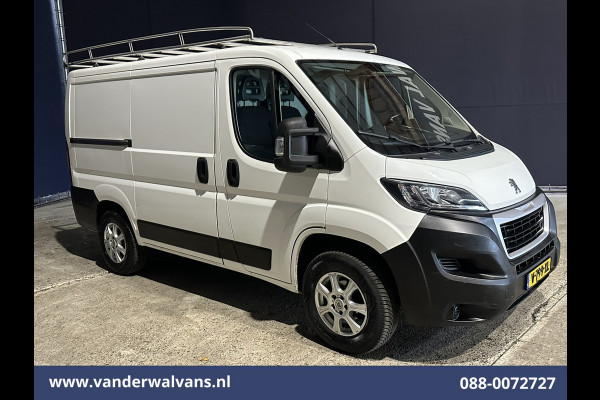 Peugeot Boxer 2.0 BlueHDI 130pk L1H1 Euro6 Airco | Imperiaal | Camera | 2500kg Trekhaak | Cruisecontrol Lichtmetalen Velgen, Bijrijdersbank