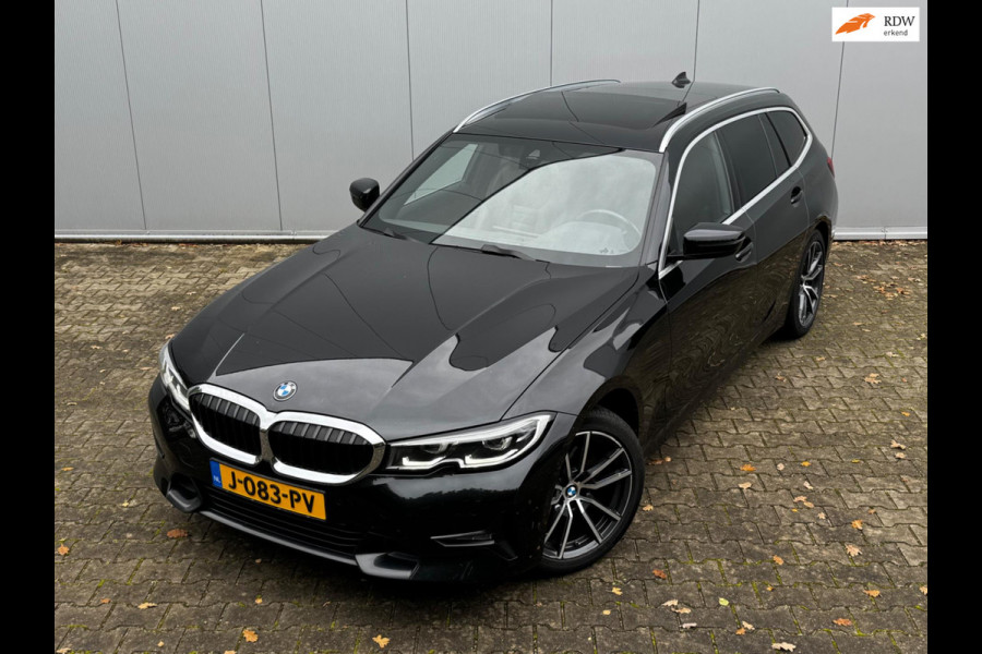 BMW 3 Serie Touring 320i HIGH EXECUTIVE VOL PANORAMADAK LEDER STOELVERWARMING NAP DEALER ONDERHOUDEN ORIG NEDERLANDSE AUTO M SPORT