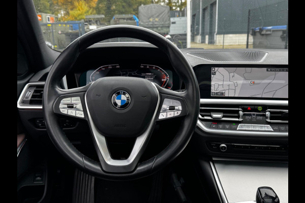BMW 3 Serie Touring 320i HIGH EXECUTIVE VOL PANORAMADAK LEDER STOELVERWARMING NAP DEALER ONDERHOUDEN ORIG NEDERLANDSE AUTO M SPORT
