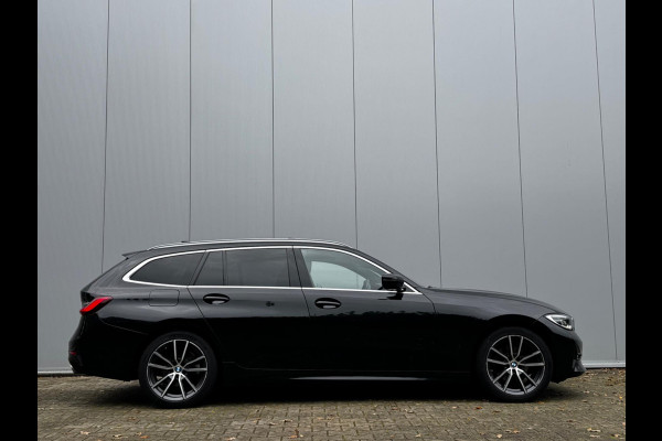 BMW 3 Serie Touring 320i HIGH EXECUTIVE VOL PANORAMADAK LEDER STOELVERWARMING NAP DEALER ONDERHOUDEN ORIG NEDERLANDSE AUTO M SPORT
