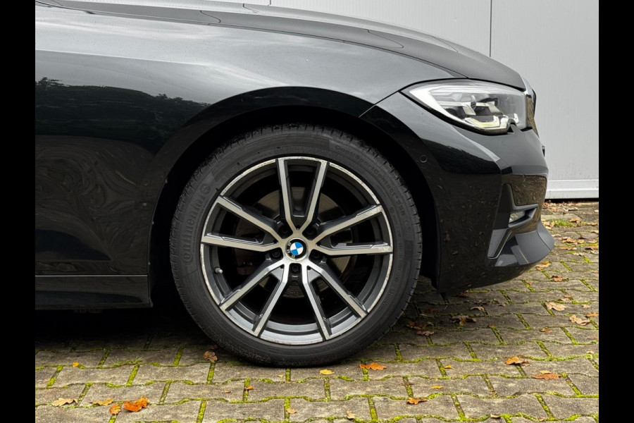 BMW 3 Serie Touring 320i HIGH EXECUTIVE VOL PANORAMADAK LEDER STOELVERWARMING NAP DEALER ONDERHOUDEN ORIG NEDERLANDSE AUTO M SPORT