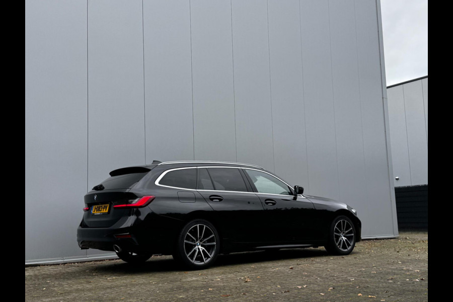 BMW 3 Serie Touring 320i HIGH EXECUTIVE VOL PANORAMADAK LEDER STOELVERWARMING NAP DEALER ONDERHOUDEN ORIG NEDERLANDSE AUTO M SPORT