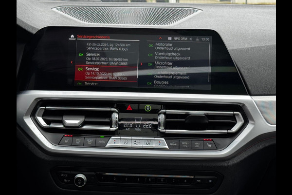 BMW 3 Serie Touring 320i HIGH EXECUTIVE VOL PANORAMADAK LEDER STOELVERWARMING NAP DEALER ONDERHOUDEN ORIG NEDERLANDSE AUTO M SPORT