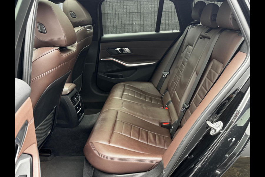 BMW 3 Serie Touring 320i HIGH EXECUTIVE VOL PANORAMADAK LEDER STOELVERWARMING NAP DEALER ONDERHOUDEN ORIG NEDERLANDSE AUTO M SPORT