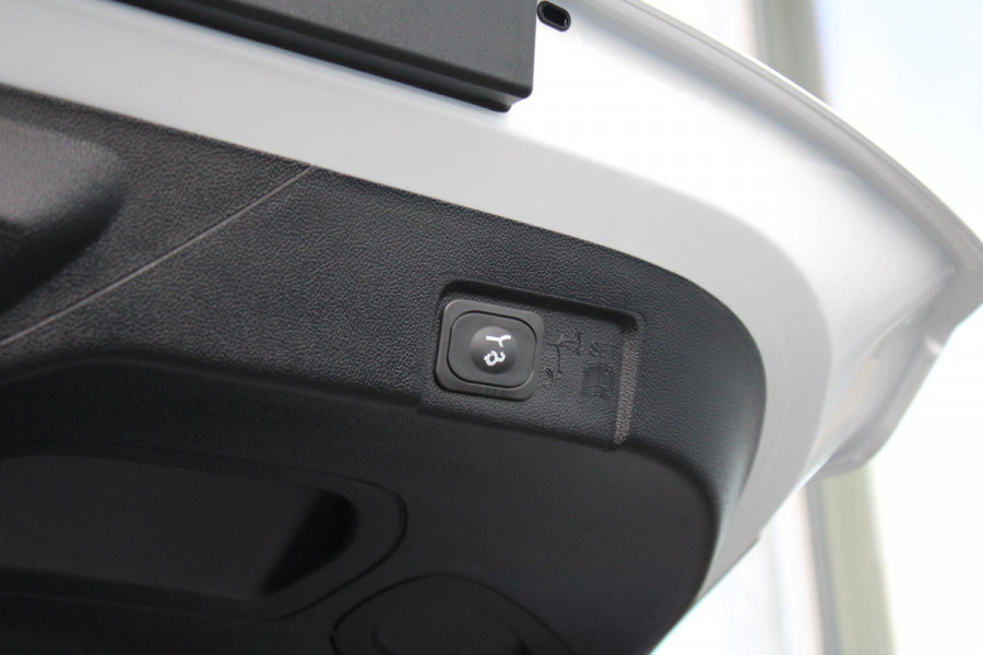 Ford Puma 1.0 EcoBoost Hybrid Titanium 125pk | NIEUWE MODEL! | Driver Assistance Pack | Matrix LED koplampen | Winterpack | Reservewiel | Comfort Pack