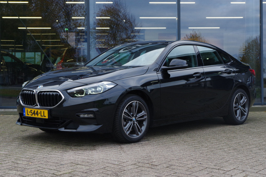 BMW 2 Serie Gran Coupé 218i Automaat Sport Line Business Edition, LED, Sportstoelen, Cruise Control, Carplay, Camera