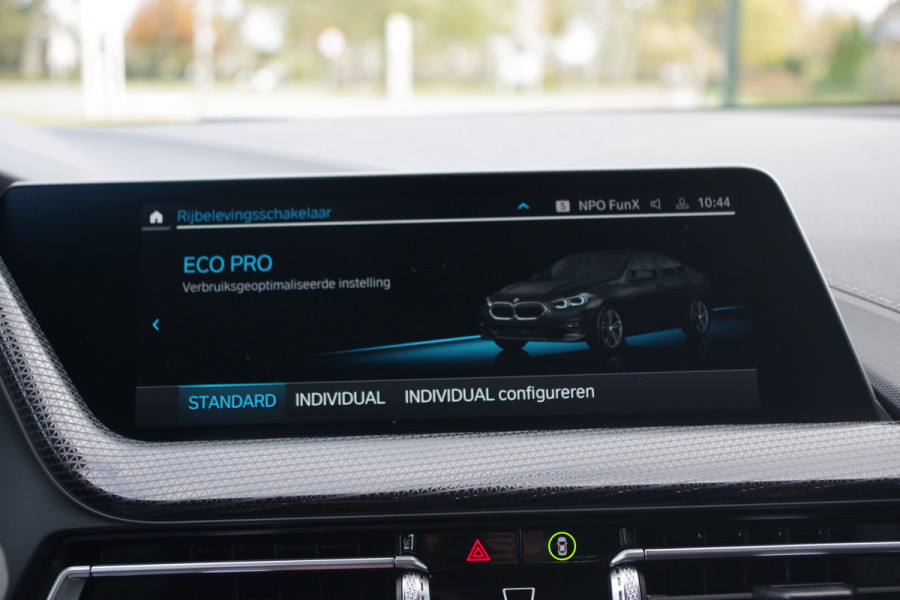 BMW 2 Serie Gran Coupé 218i Automaat Sport Line Business Edition, LED, Sportstoelen, Cruise Control, Carplay, Camera